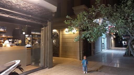 عکس کافی شاپ میدان