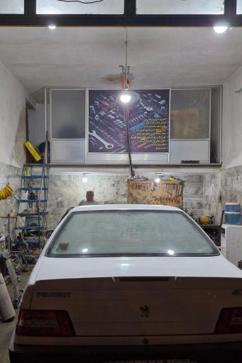 عکس تعمیرگاه رضا 