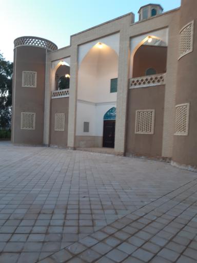 عمارت مجید آباد 