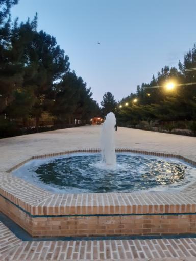 عکس عمارت مجید آباد 