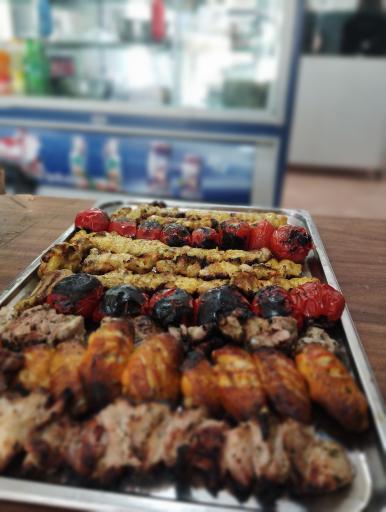 عکس کافه کباب محبوب