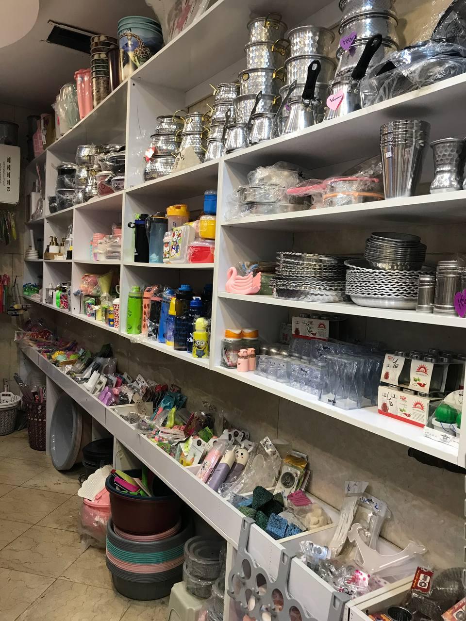 عکس ارزانسرای ظروف پلاستیک الهی