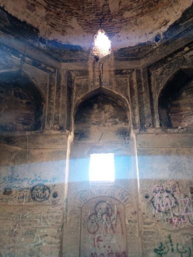 عکس چهار طاقی