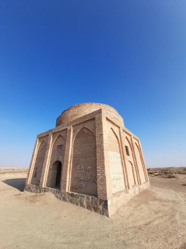 عکس چهار طاقی