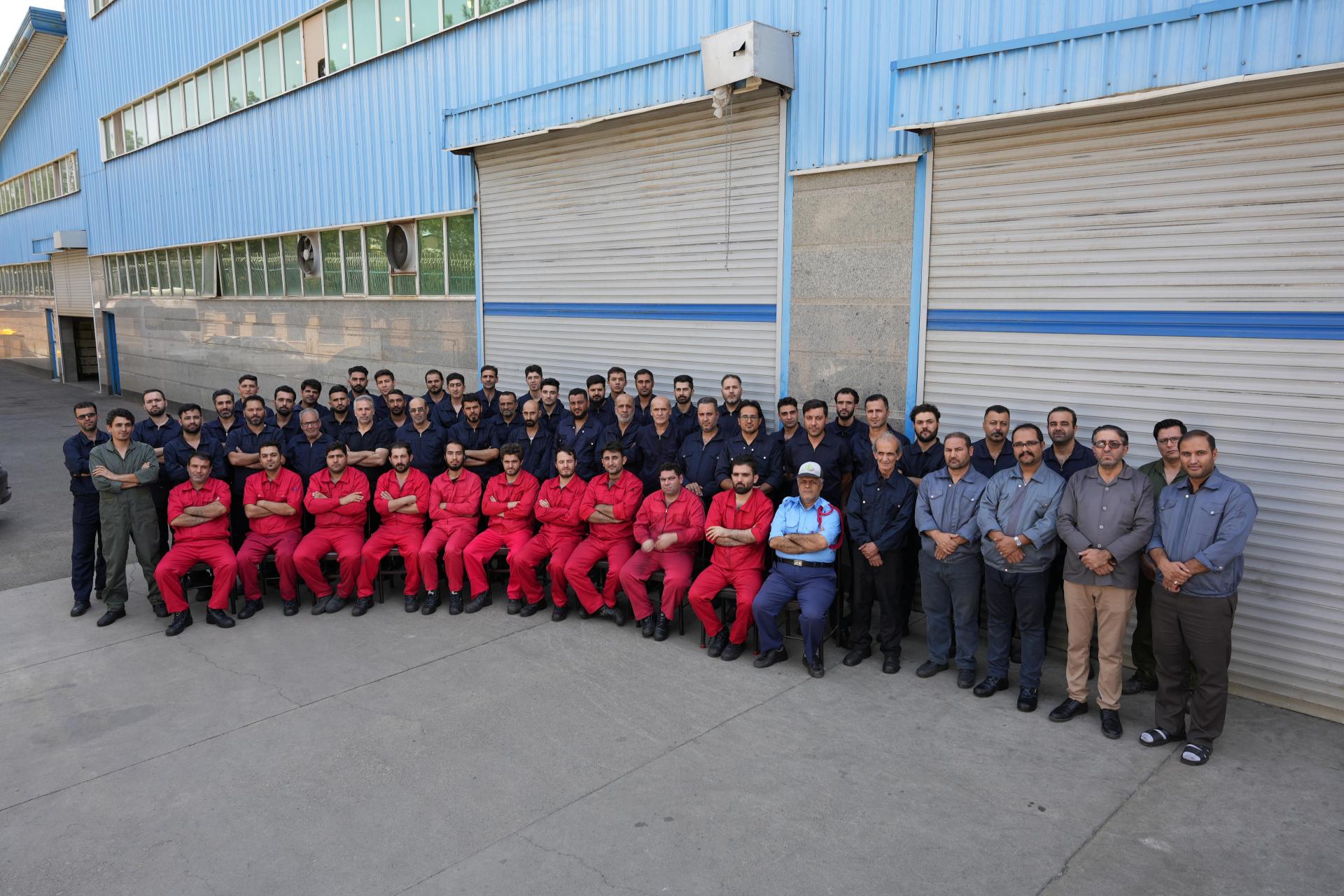 عکس کارخانه شرکت ابزار دقیق آذرسام با نام تجاری عیوض