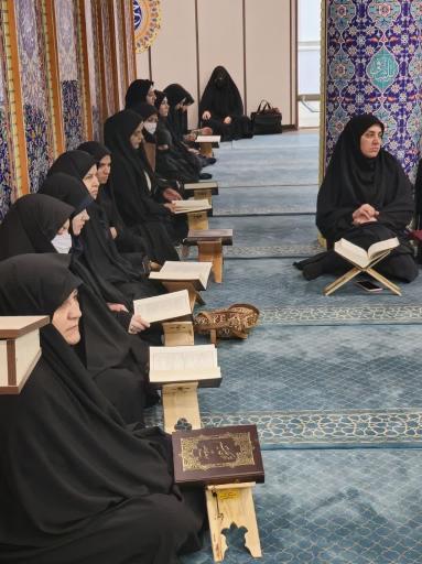 عکس نمازخانه‌ اداره کل دادگستری استان همدان 