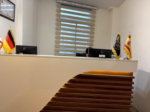 عکس دفتر ترجمه رسمی تَرگُمَنس