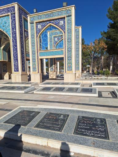 عکس مزار شهید سید حسین غفوری سبزواری