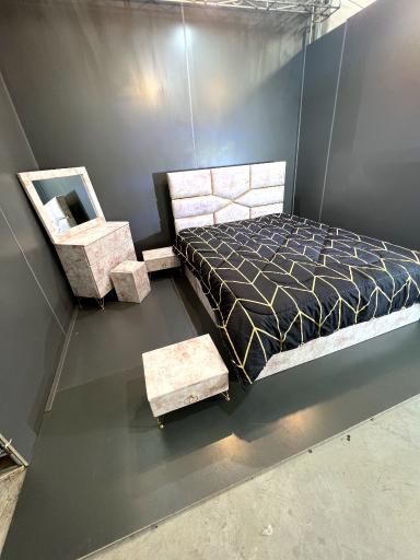 عکس تولیدی صنایع چوب پیری