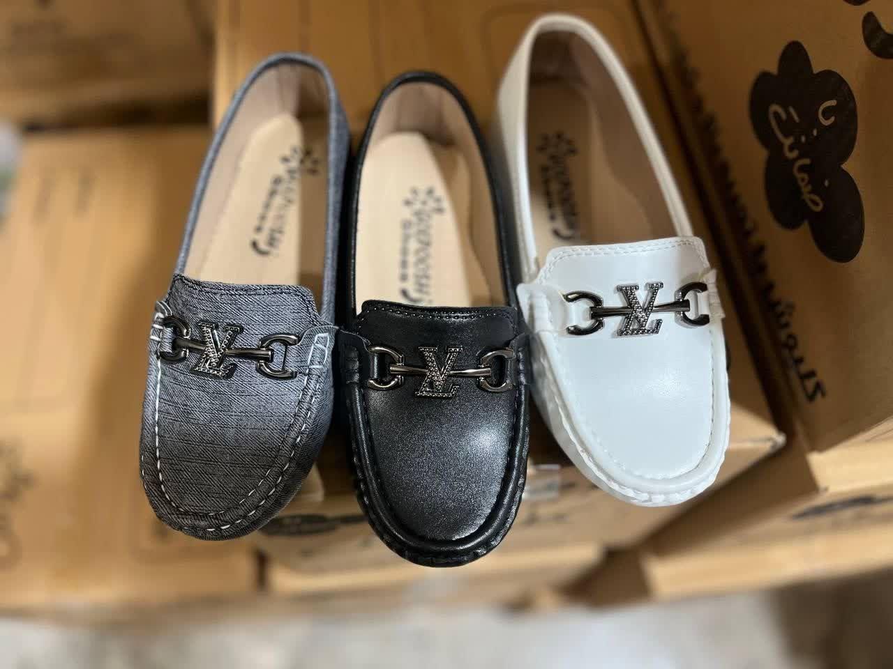 عکس کفش طبی گلپوش