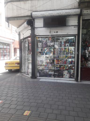 عکس لوازم آرایشی ستاره کیش