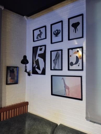 عکس کافه لیلیوم