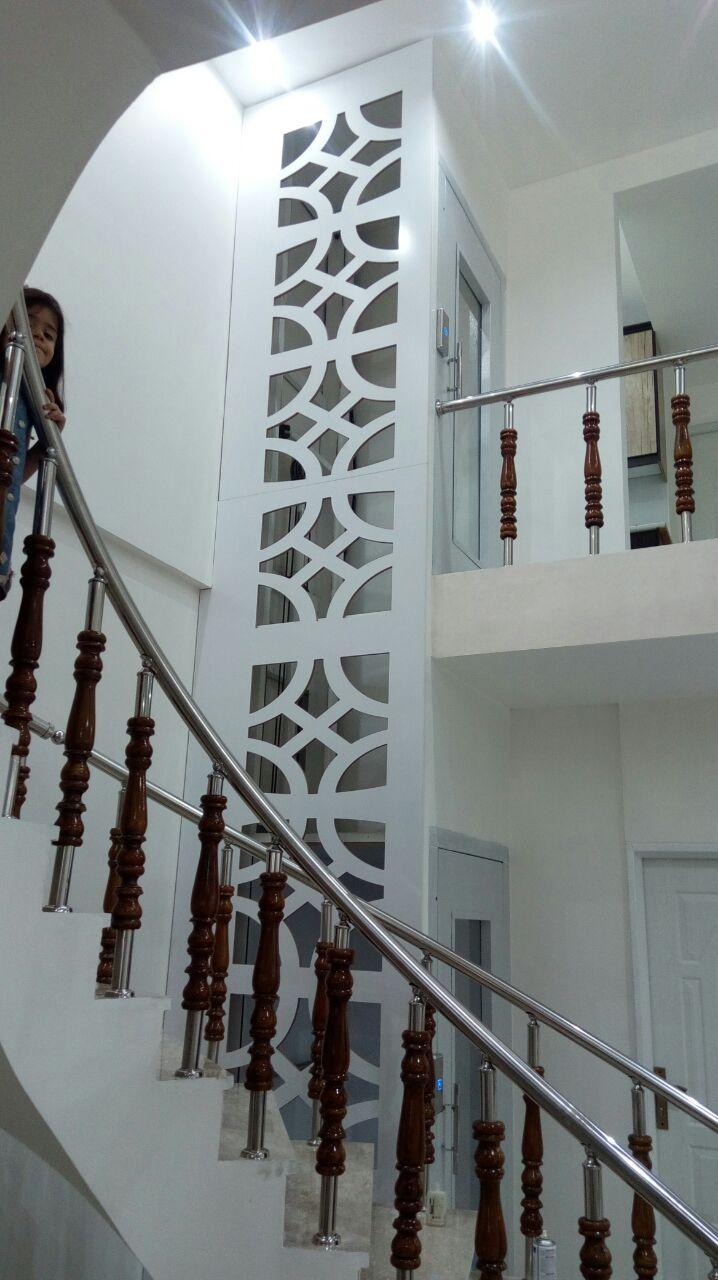 عکس تولید کننده انواع بالابر هیدرولیک 