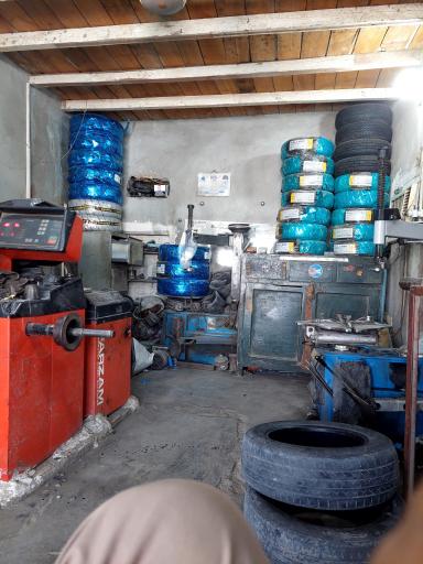 عکس آپاراتی و پنچرگیری ساحل