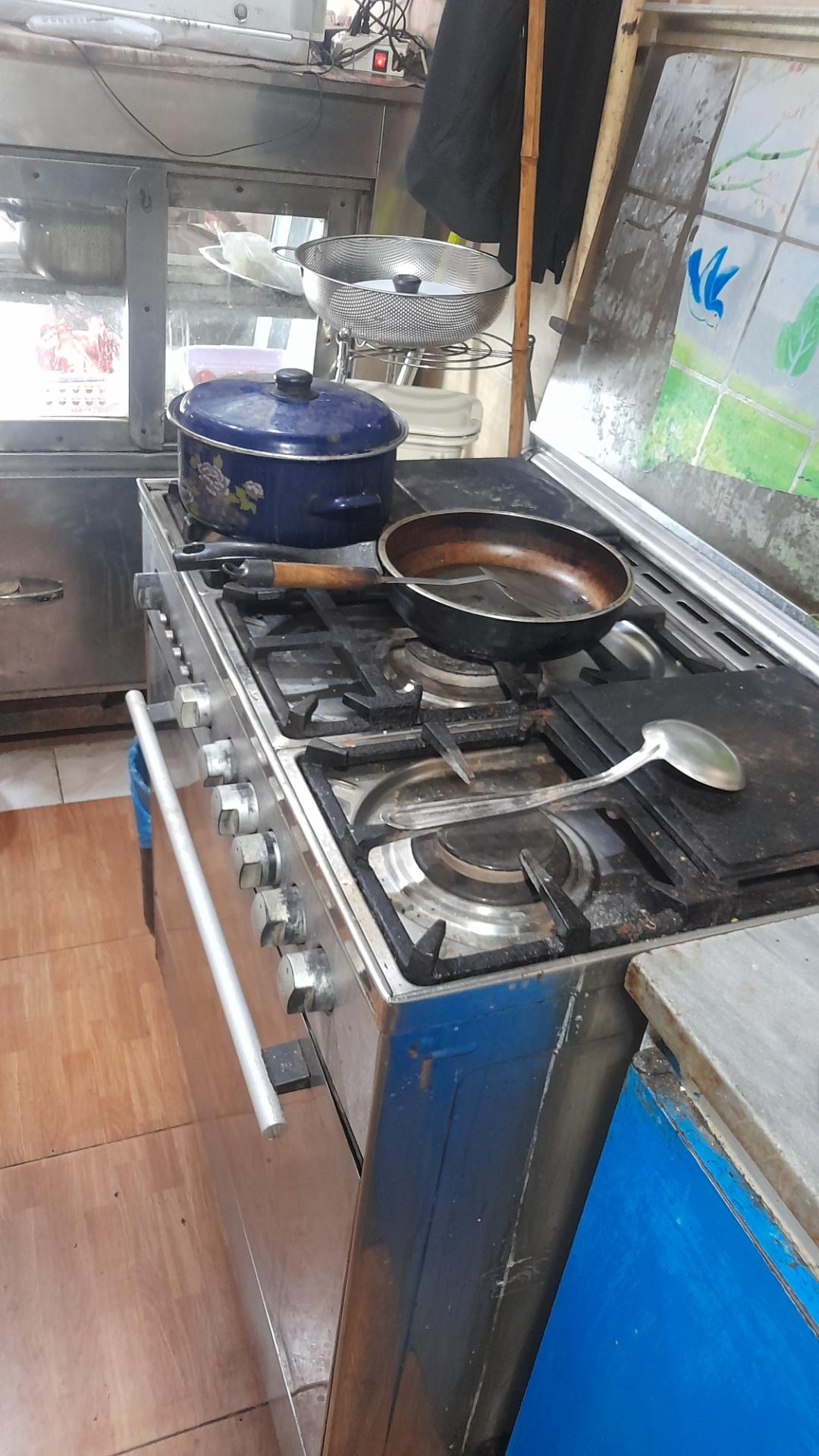 عکس غذاخوری سرخابی