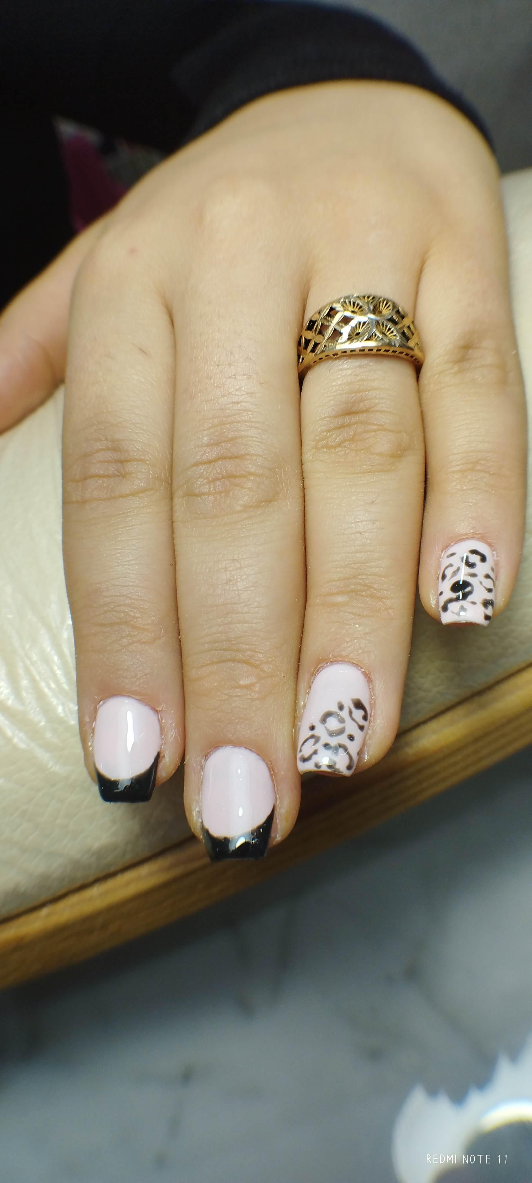 عکس خدمات تخصصی زیبایی زهرا