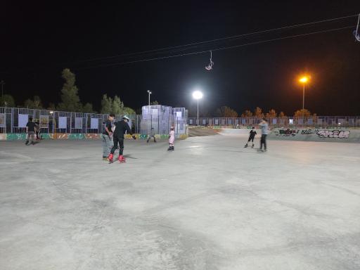 عکس پیست اسکیت لبخند 