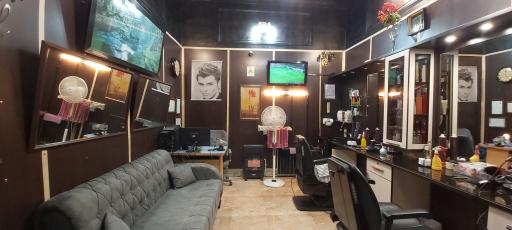 عکس پیرایش سناتور