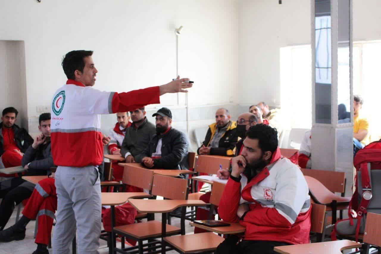 عکس جمعیت هلال احمر شهرستان ساوه