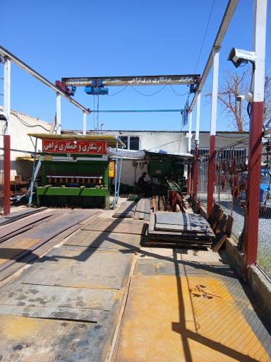 عکس برشکاری و خمکاری آرین صنعت تزاهی