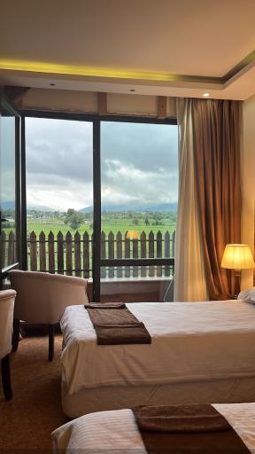 عکس هتل معین