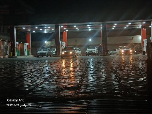 عکس پمپ بنزین حراء
