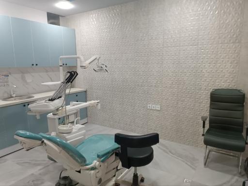 عکس درمانگاه شبانه روزی پناه
