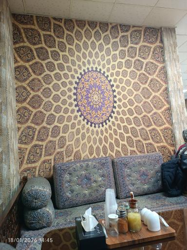 عکس رستوران هفت چنار زنجان