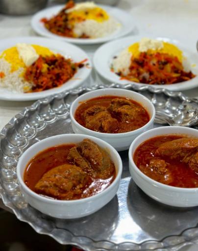 عکس رستوران هفت چنار زنجان