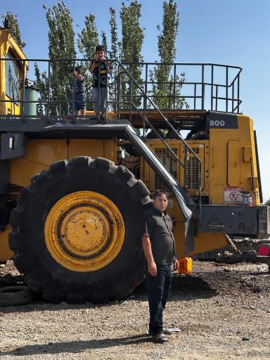 عکس نمایشگاه ماشین آلات راهسازی طاها