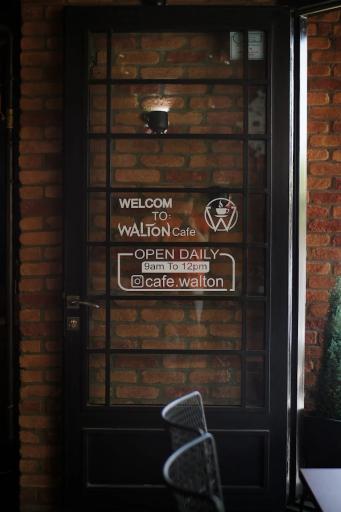 عکس کافه والتون