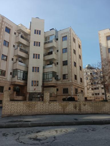 عکس مجتمع مسکونی استانداری