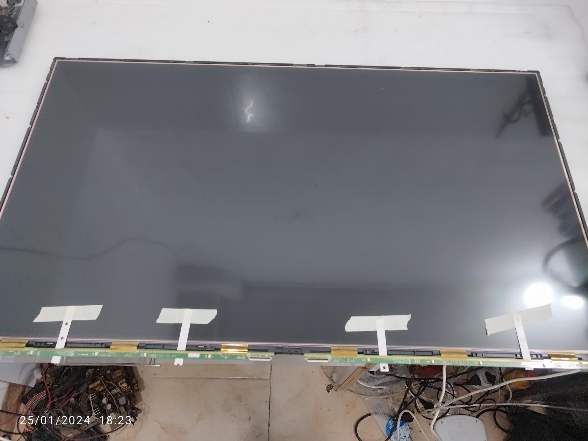 عکس تعمیرات تلویزیون آلفا