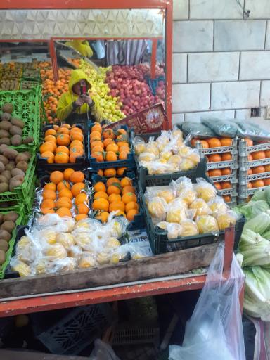 عکس میوه فروشی احمدی