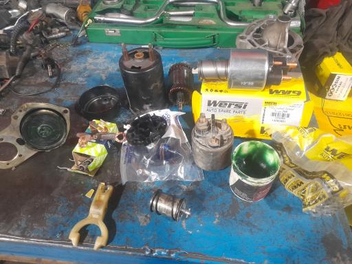 عکس تعمیرگاه تخصصی خودرو خیام