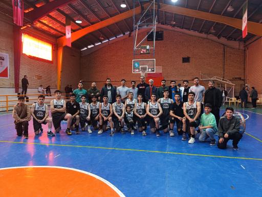 عکس آکادمی بسکتبال فرزین شیروان