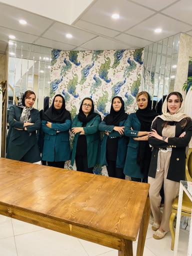 عکس تالار پذیرایی باغ ایرانی چهارگل