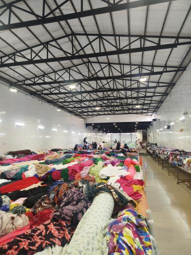 عکس پارچه سرای عادل ارزونی