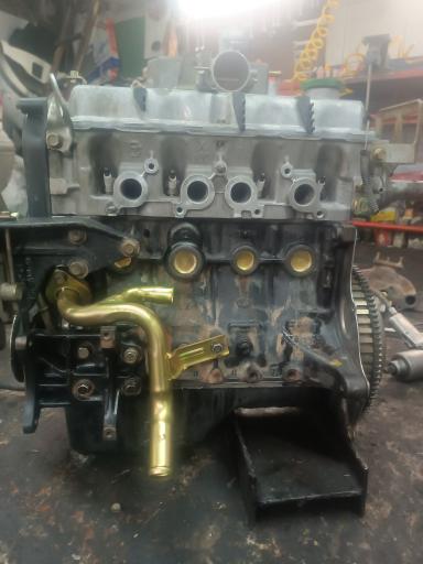 عکس خدمات خودرویی تجارت