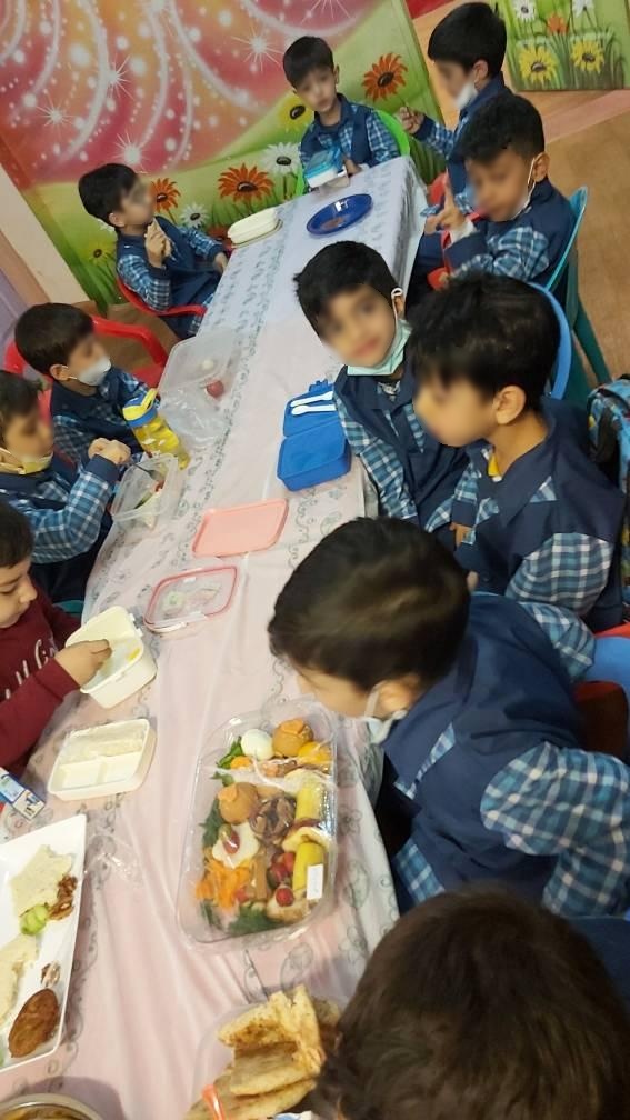 عکس پیش دبستانی پسرانه ساعی 