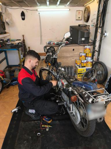 تعمیرگاه موتورسیکلت اکبر