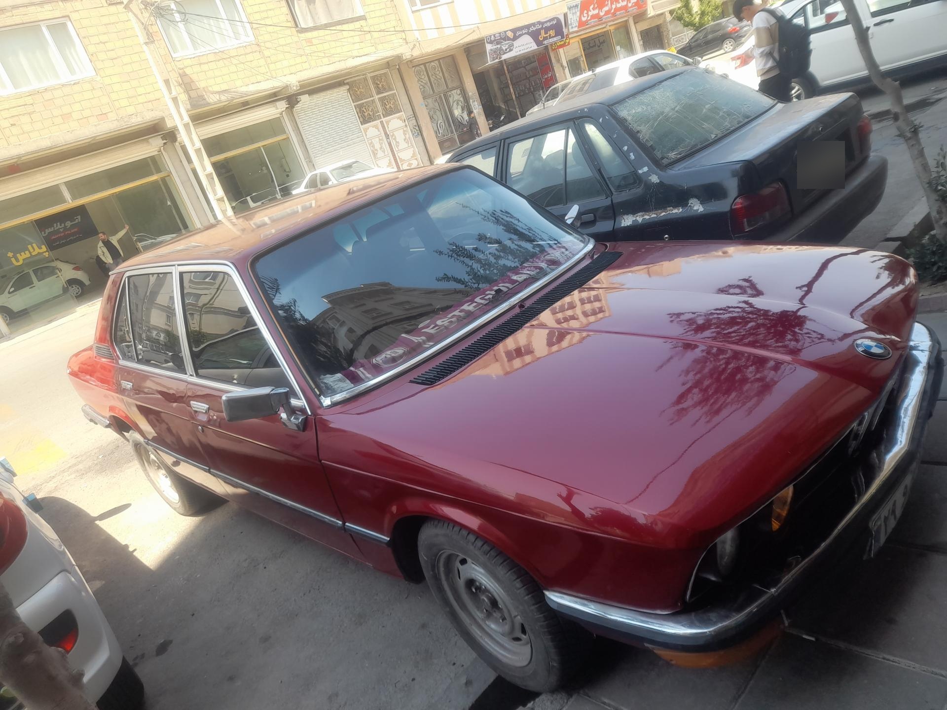 عکس مرکز تخصصی رنگ اتومبیل احمدی