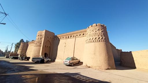 عکس قلعه مهرجرد