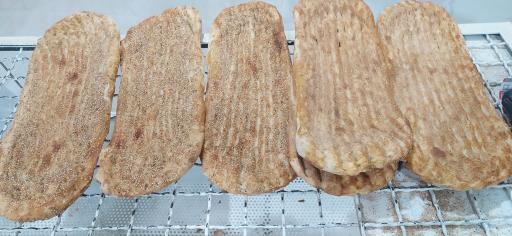 عکس نان بربری قائم