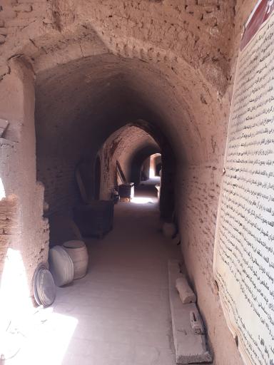 عکس قلعه مهرجرد