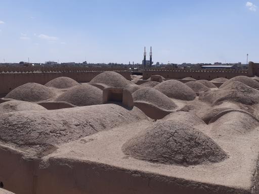 عکس قلعه مهرجرد