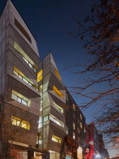 عکس شرکت عطرینه سازیبا