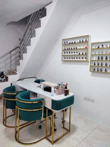 عکس سالن زیبایی لیما