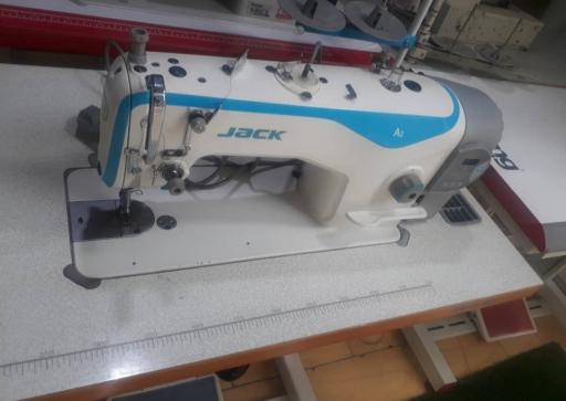 عکس فروشگاه چرخ خیاطی و خرازی پیری