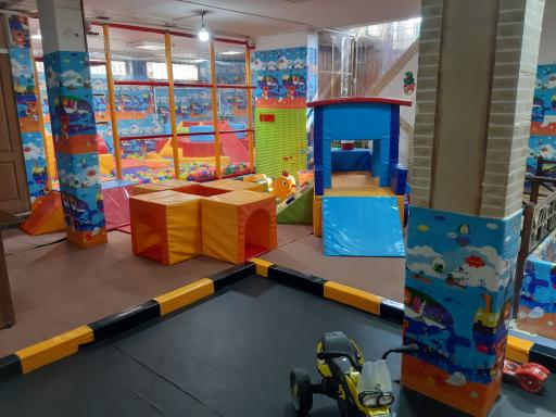 عکس خانه بازی بادبادک